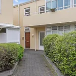 Downtown Reykjavik Apartment - Amazing Garden View