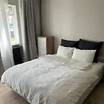 Cozy One Bedroom Apartment Close To City Center