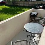 Cozy One Bedroom Apartment Close To City Center