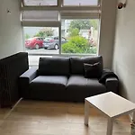 Cozy One Bedroom Apartment Close To City Center