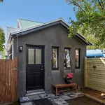 Charming Guesthouse Near Downtown Reykjavik