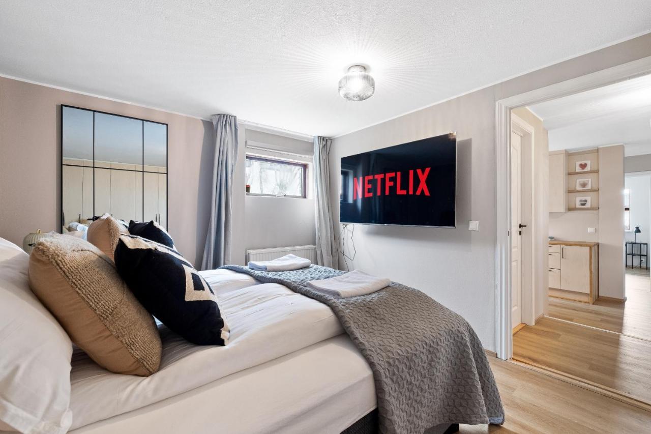 Venture Vacation-restful Retreat In The Suburbs * Reikiavik