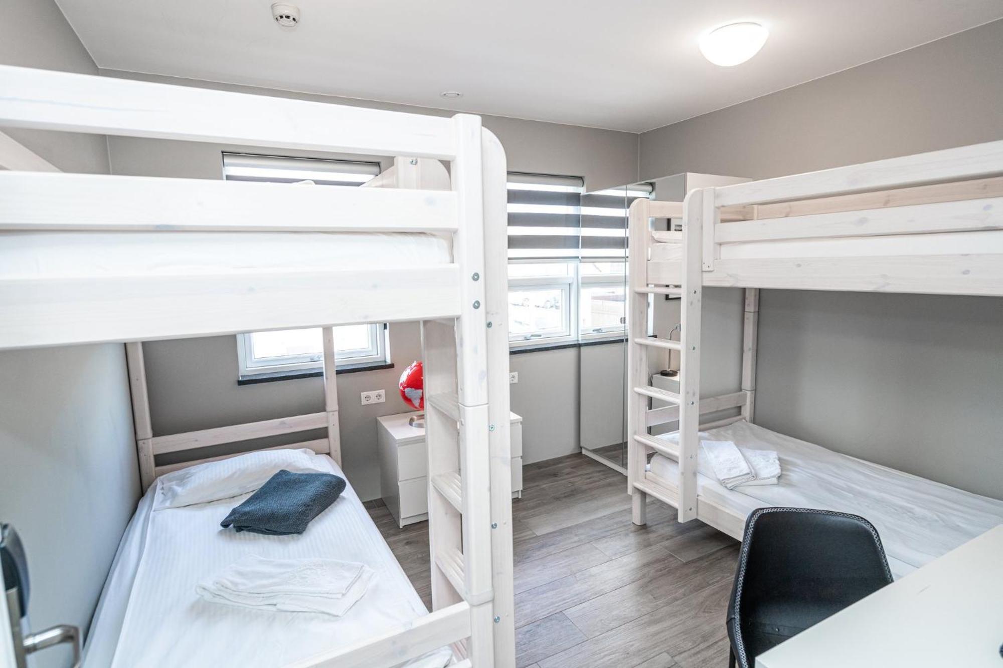 Guest house By Reykjavik Airport 2*