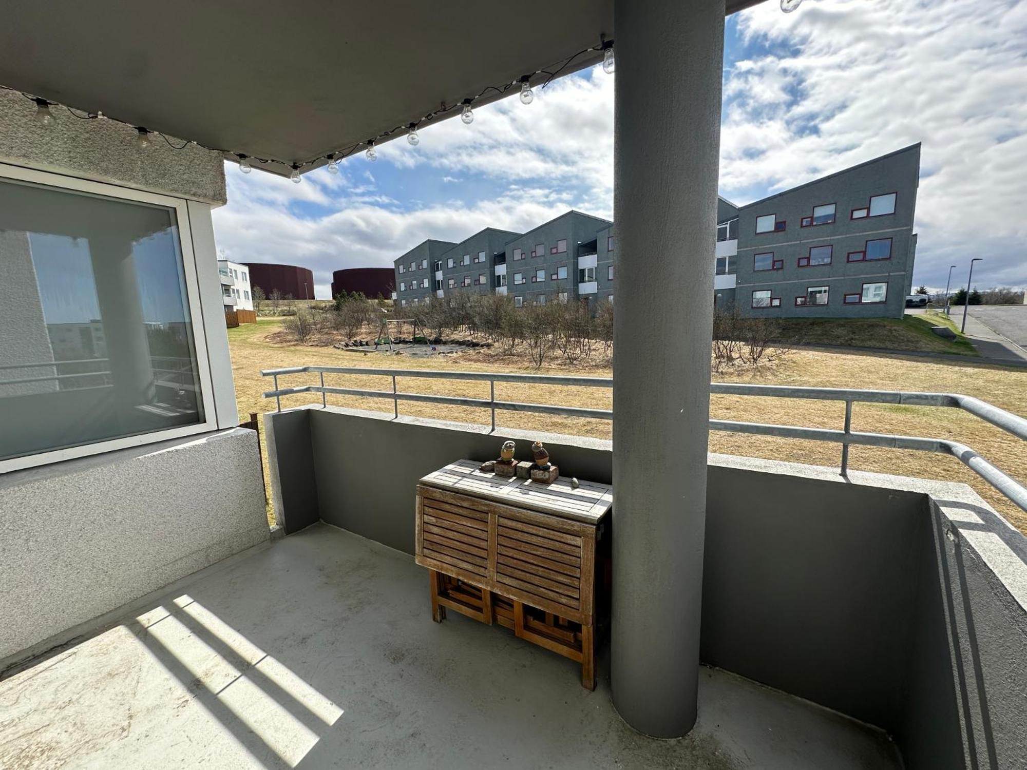 In Mariubaugur,with Fantastic View Over - Birta Apartment Reykjavik