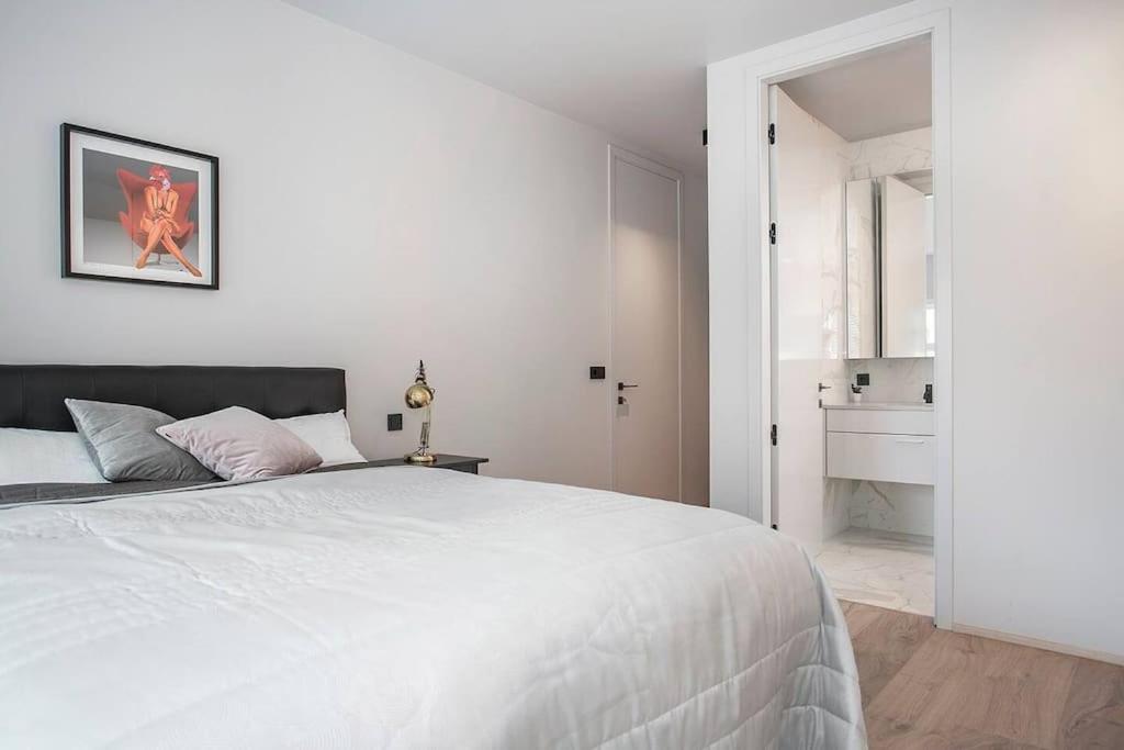 Apartamento Modern Lux Retreat With 2br&2ba Heart Of The City