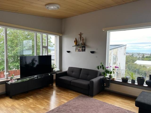 Homestay For Share