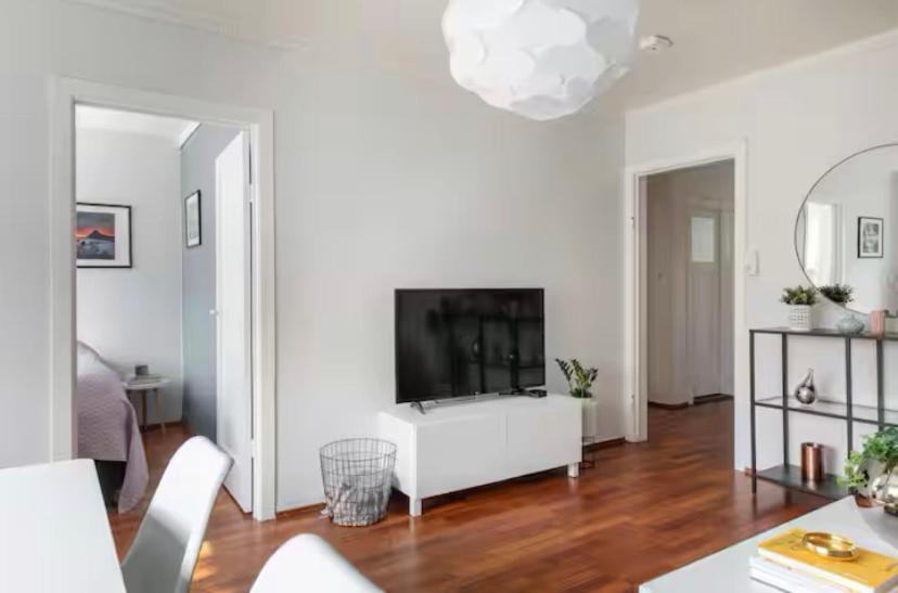 Beautiful And Quiet In Center - Perfect Location * Reykjavík