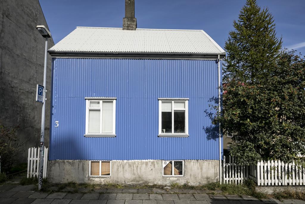 Apartment Little Blue House Reykjavik