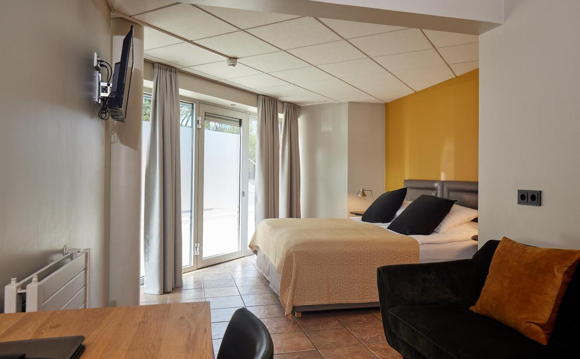 Hotel Frón 3*