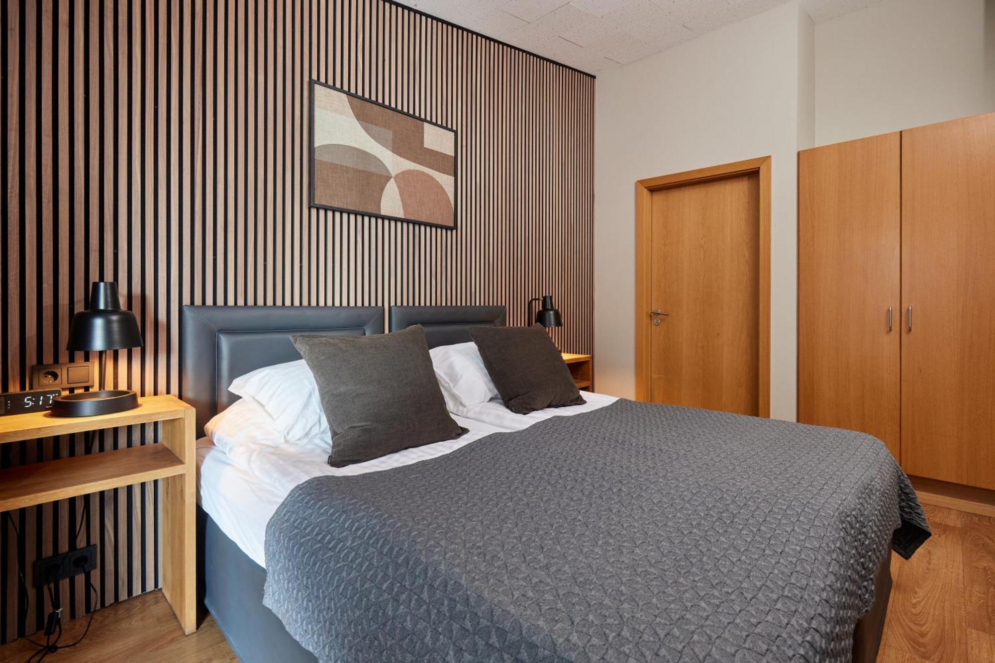 Hotel Frón 3*
