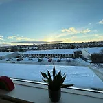 Modern And Centrally Located 3Bedr Apartment In Reykjavik