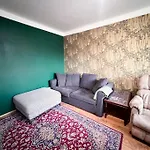 Family-Friendly Apartment Close To Downtown With Private Parking!