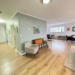 Spacious And Family Friendly Apartment In Reykjavik