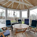 Serene And Cozy 4 Bedroom Retreat