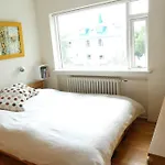 Bright 2 Bedroom Apartment In Reykjavik