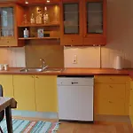Ragna\'S Apartment Downtown.