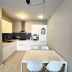 Tranquil Reykjavik Hideaway