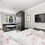 Stylish Apartment In Centre Of Rvk