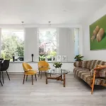 Bright House For 6 People, With Hut Tub In Garden