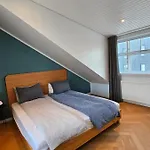 Stylish Downtown Apartment