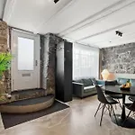 Amazing Design Apartment In Downtown Reykjavik
