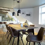 Frakkastigur Luxury Apartment
