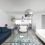 Frakkastigur Luxury Apartment