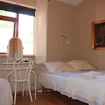 Bb 44 Guest House