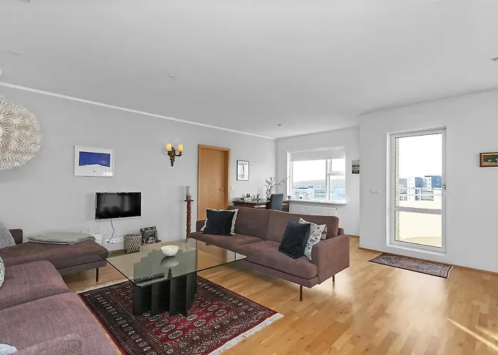 Lovely 3-Bedroom Apartment