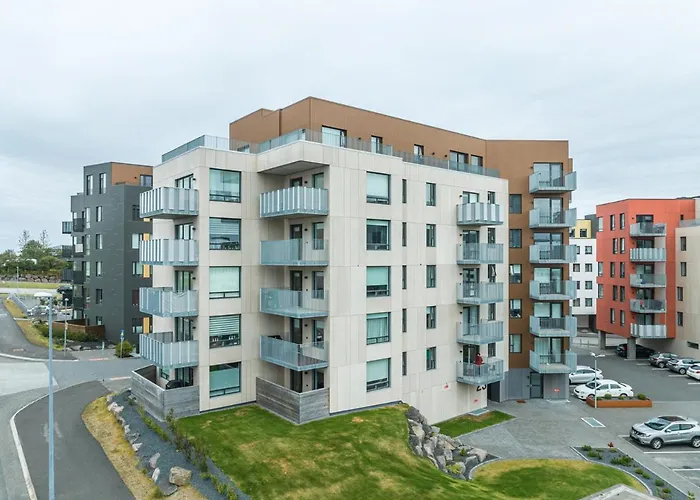 Glacial Properties, Cozy Apartment In Kopavogur