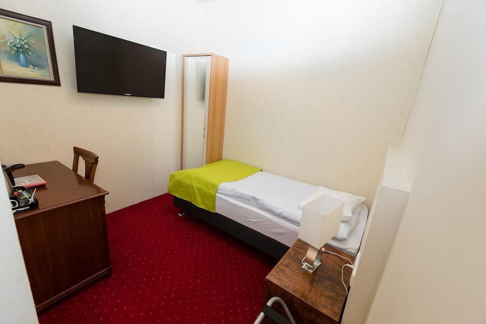 Smari Hotel