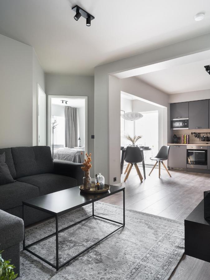 P13-luxury Downtown Apartment *