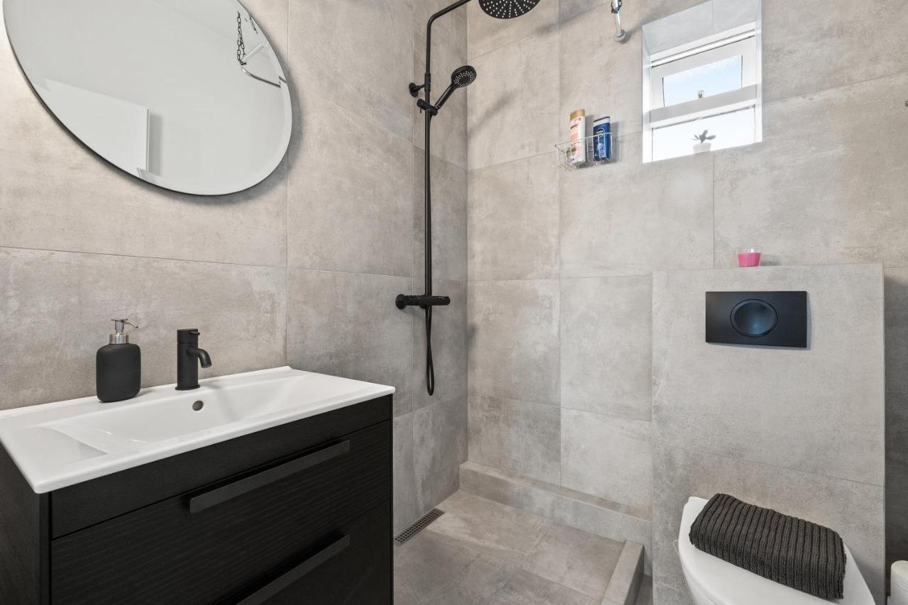 Odinn Odinsgata Apartamento *