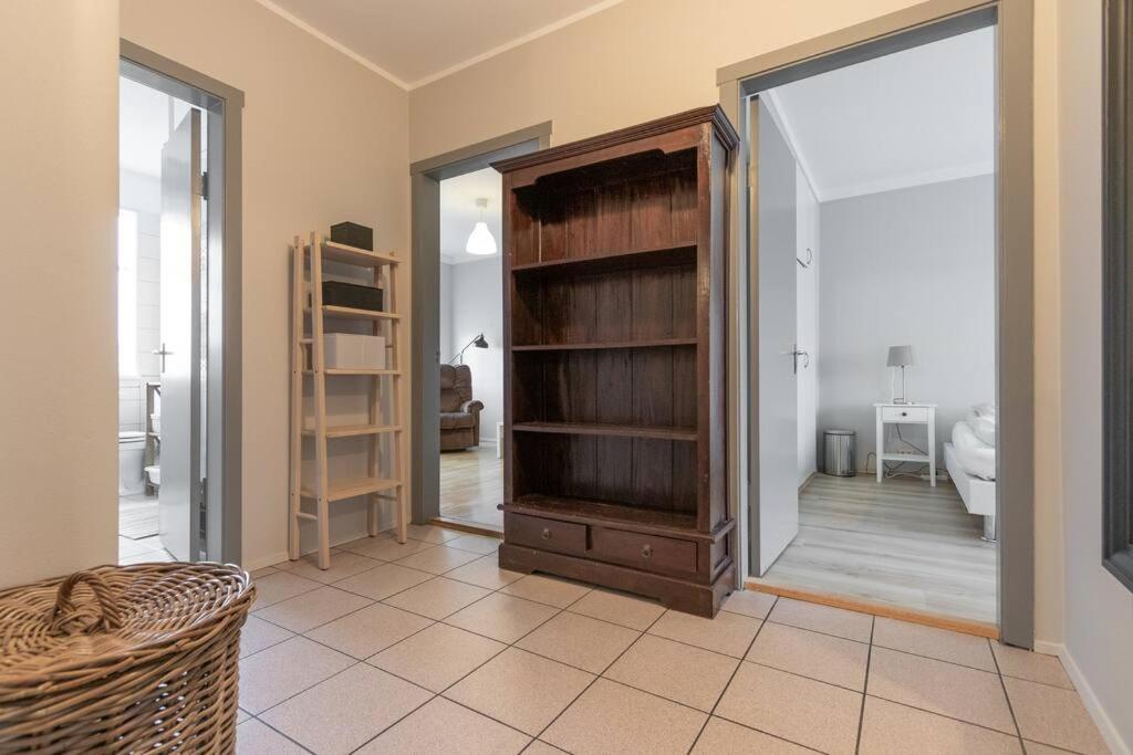 Central - 4 Bedroom *