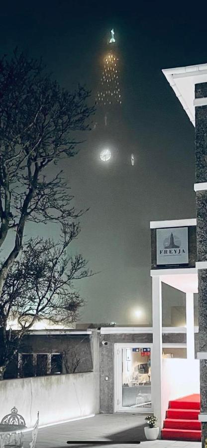 Freyja & 2* Reykjavik