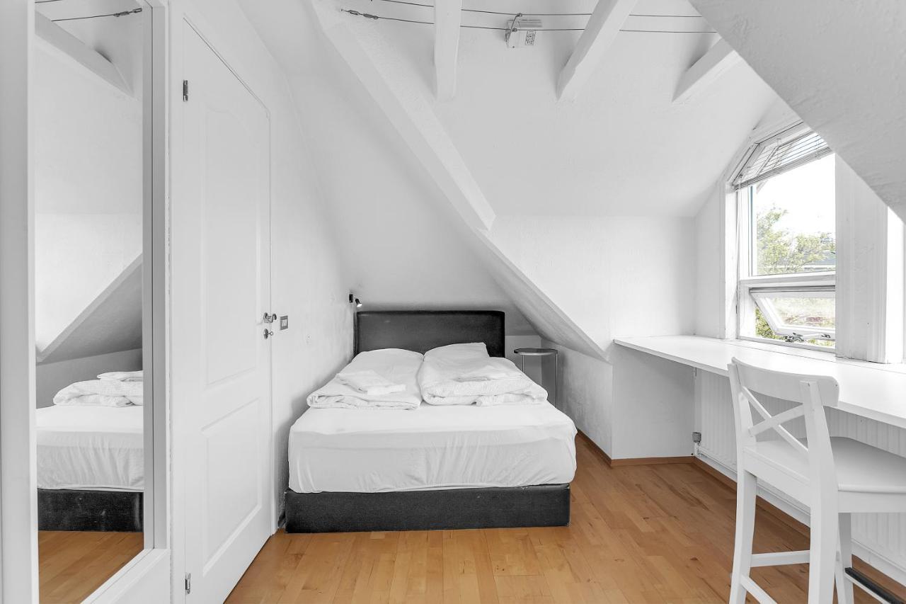 Lovely 2 Bedroom - Quiet Neighborhood Apartment Reykjavík