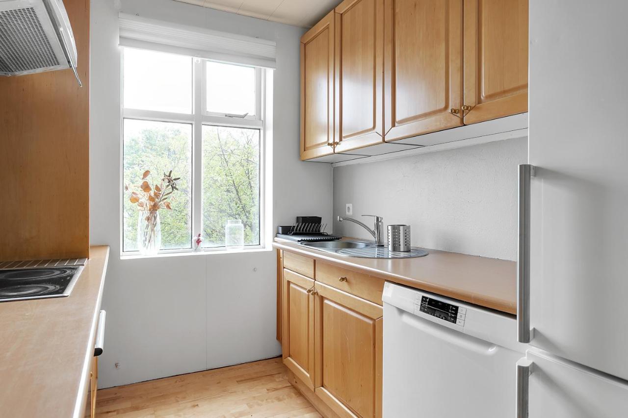Apartamento Lovely 2-bedroom Apt - Quiet Seaside Neighborhood *