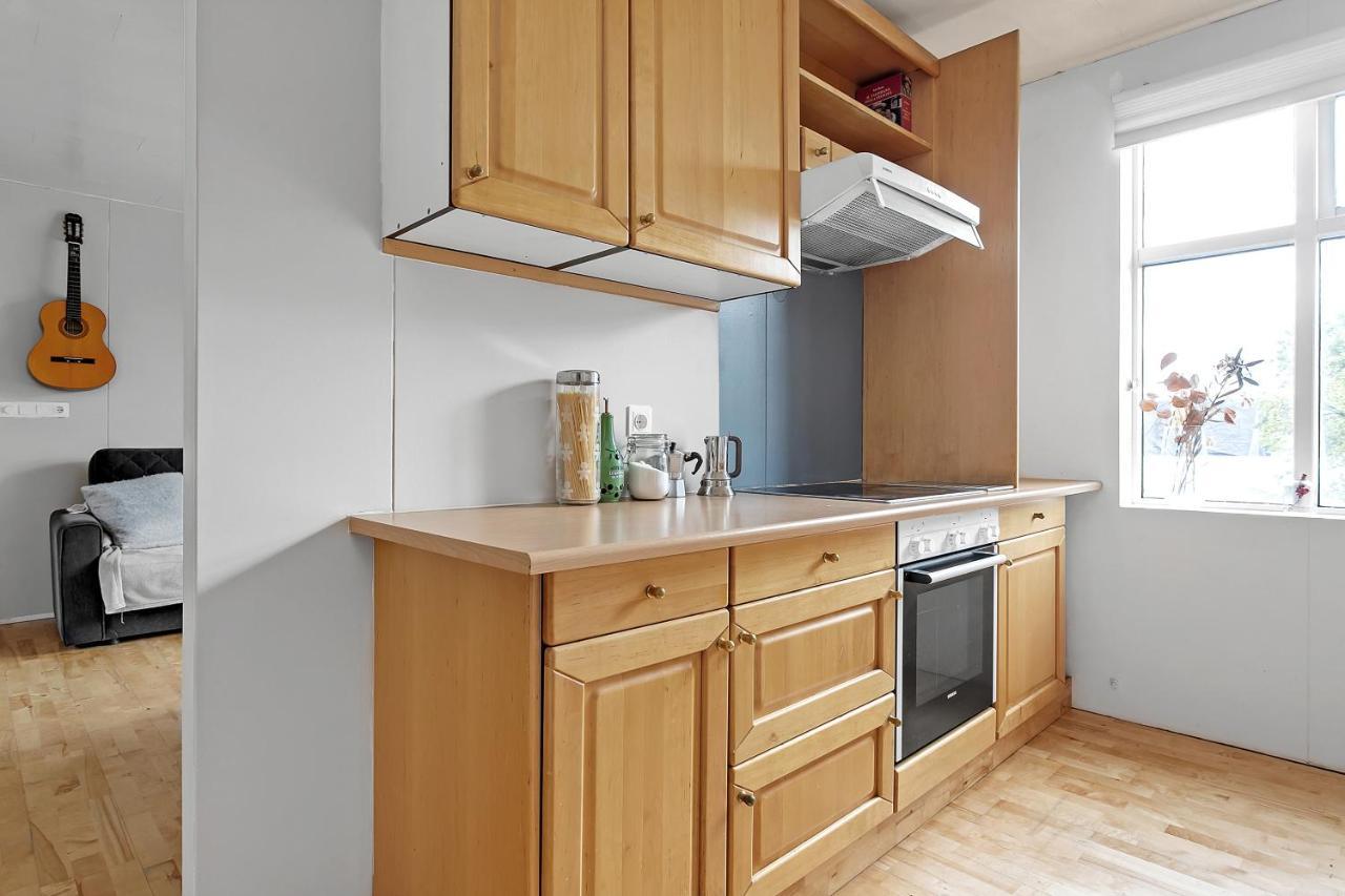 Lovely 2-bedroom Apt - Quiet Seaside Neighborhood * Reykjavik