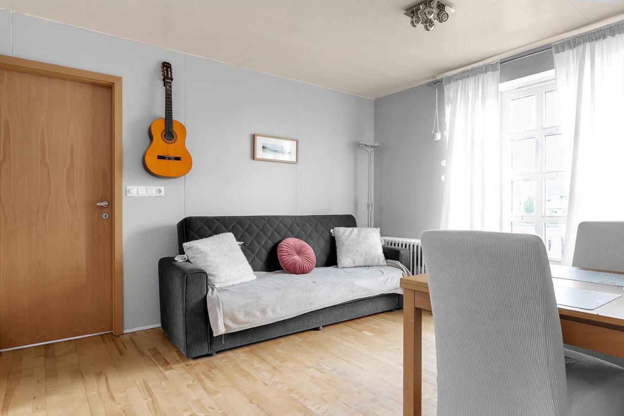 Apartamento Lovely 2-bedroom Apt - Quiet Seaside Neighborhood *