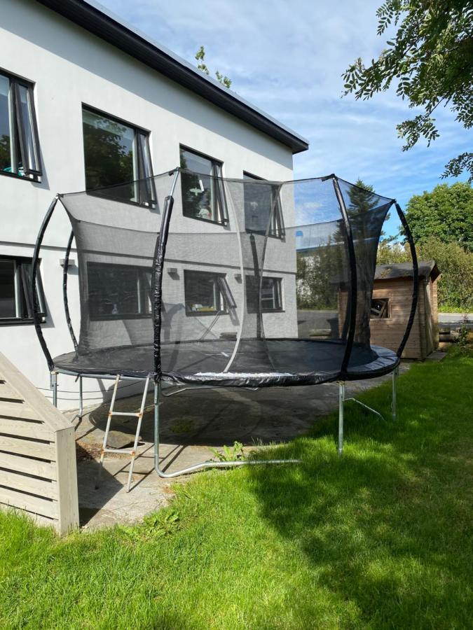 Modern And Beautiful Family With Hot Tub Villa Reykjavik