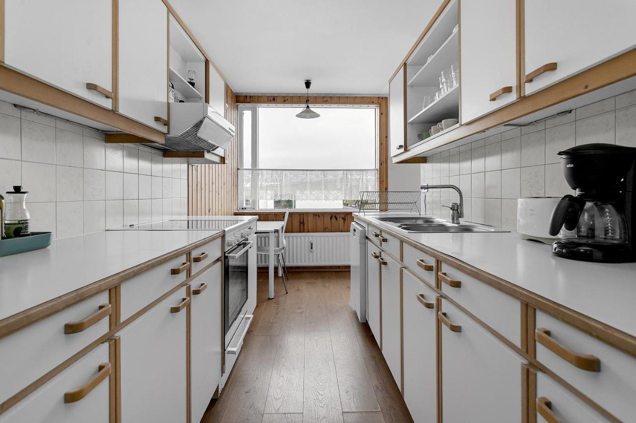 Lovely 3-bedroom - Great Location Apartment Reykjavik