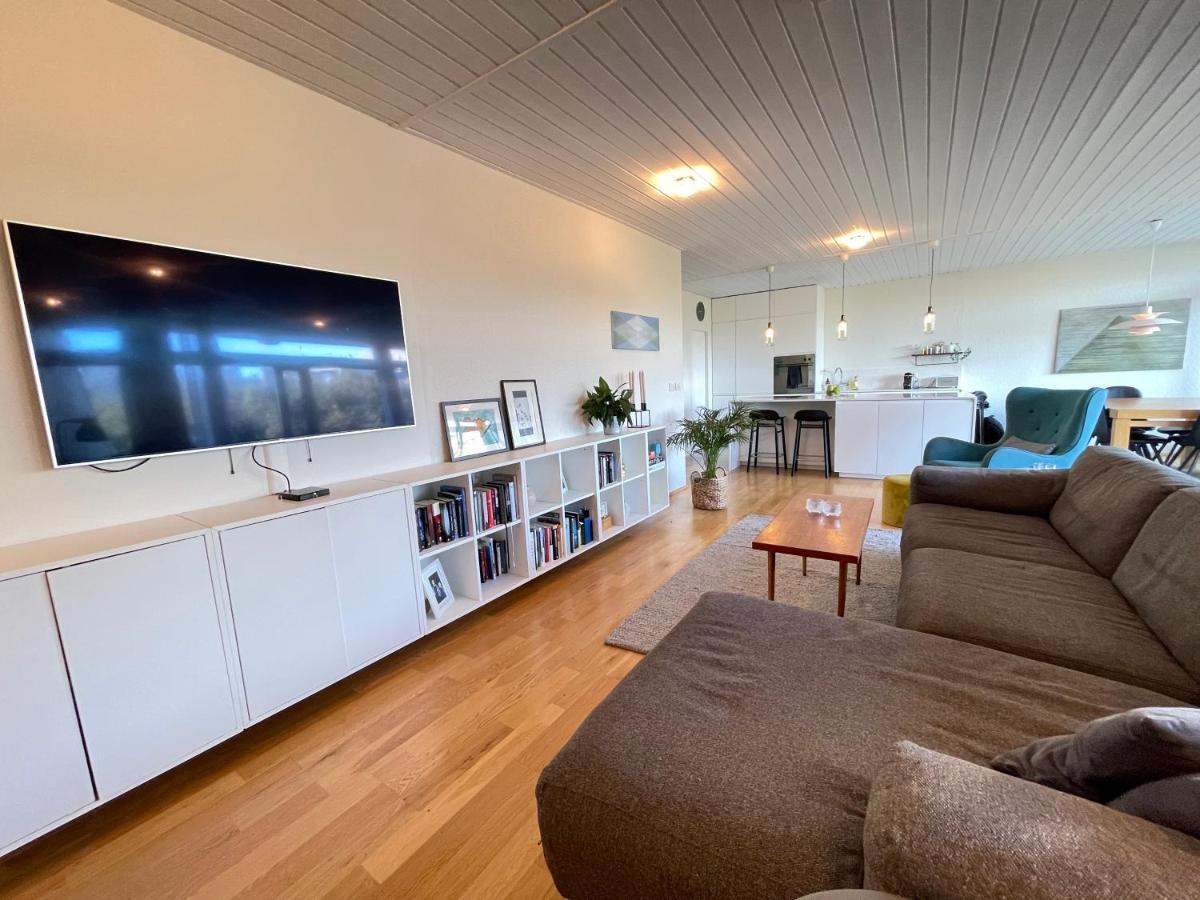 Cosy And Spacious In * Reykjavik