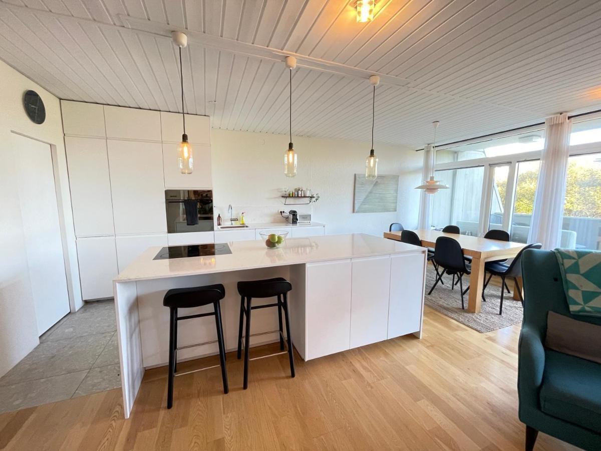 Apartment Cosy And Spacious In Reykjavik