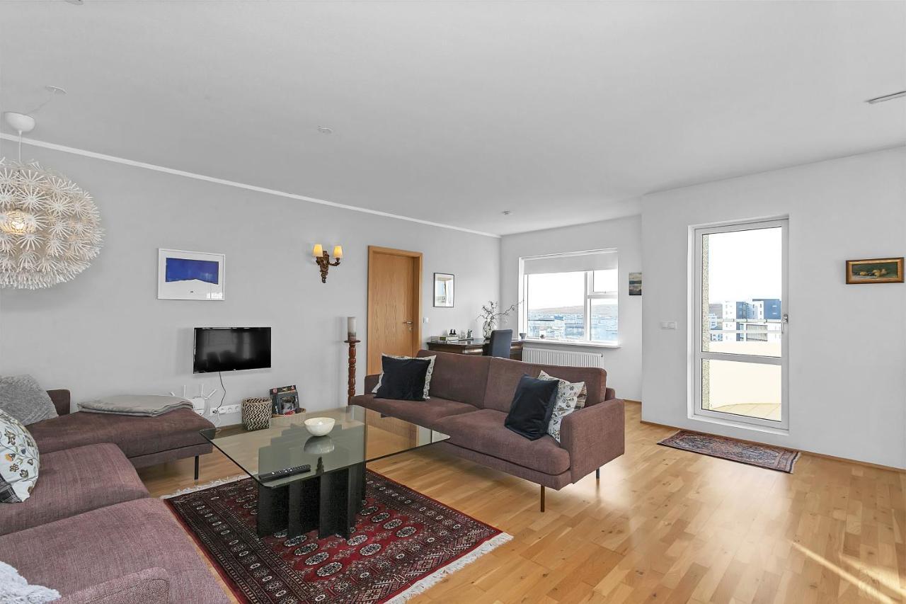 Lovely 3-bedroom Apartment Reykjavik