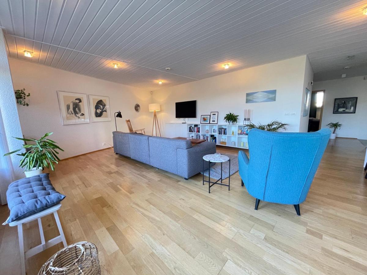 Cosy And Spacious In