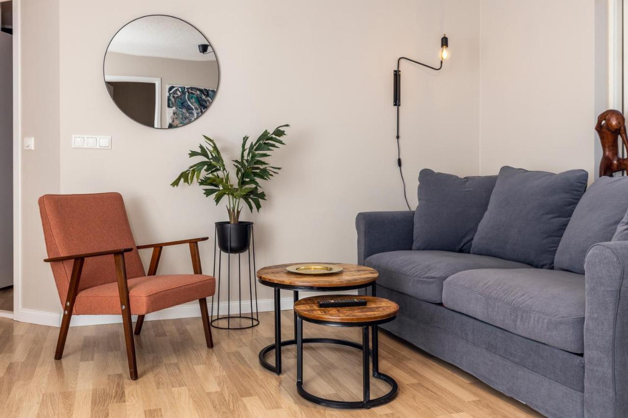 Apartment Cozy With A View