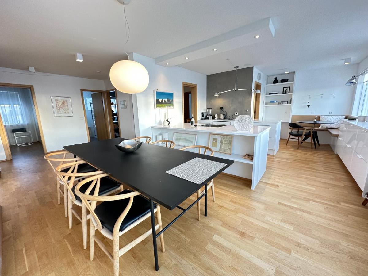 Modern And Centrally Located 3bedr In Apartment Reykjavik