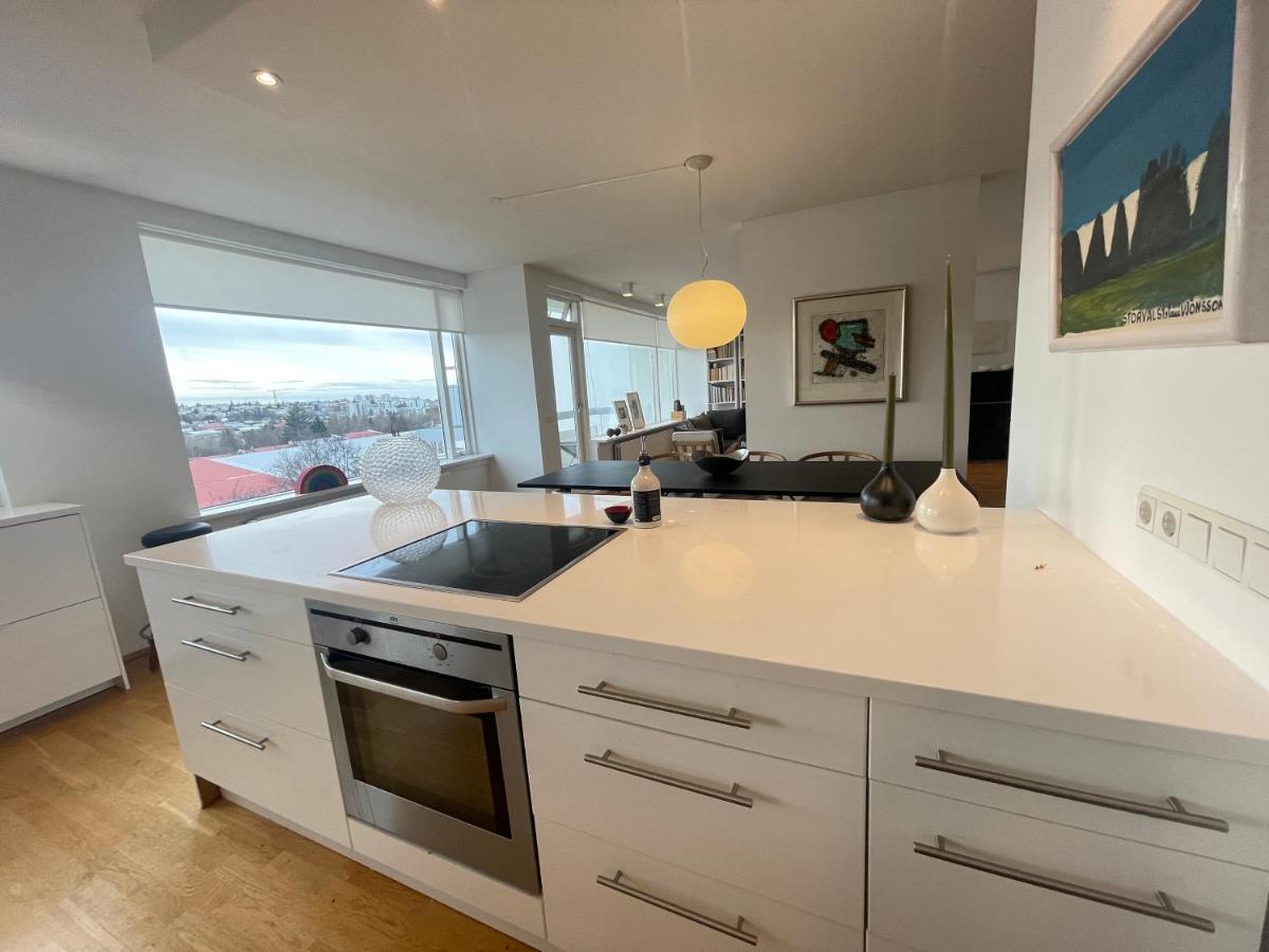 Apartment Modern And Centrally Located 3bedr In *