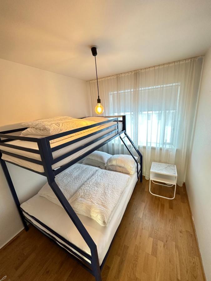 Modern And Centrally Located 3bedr In *