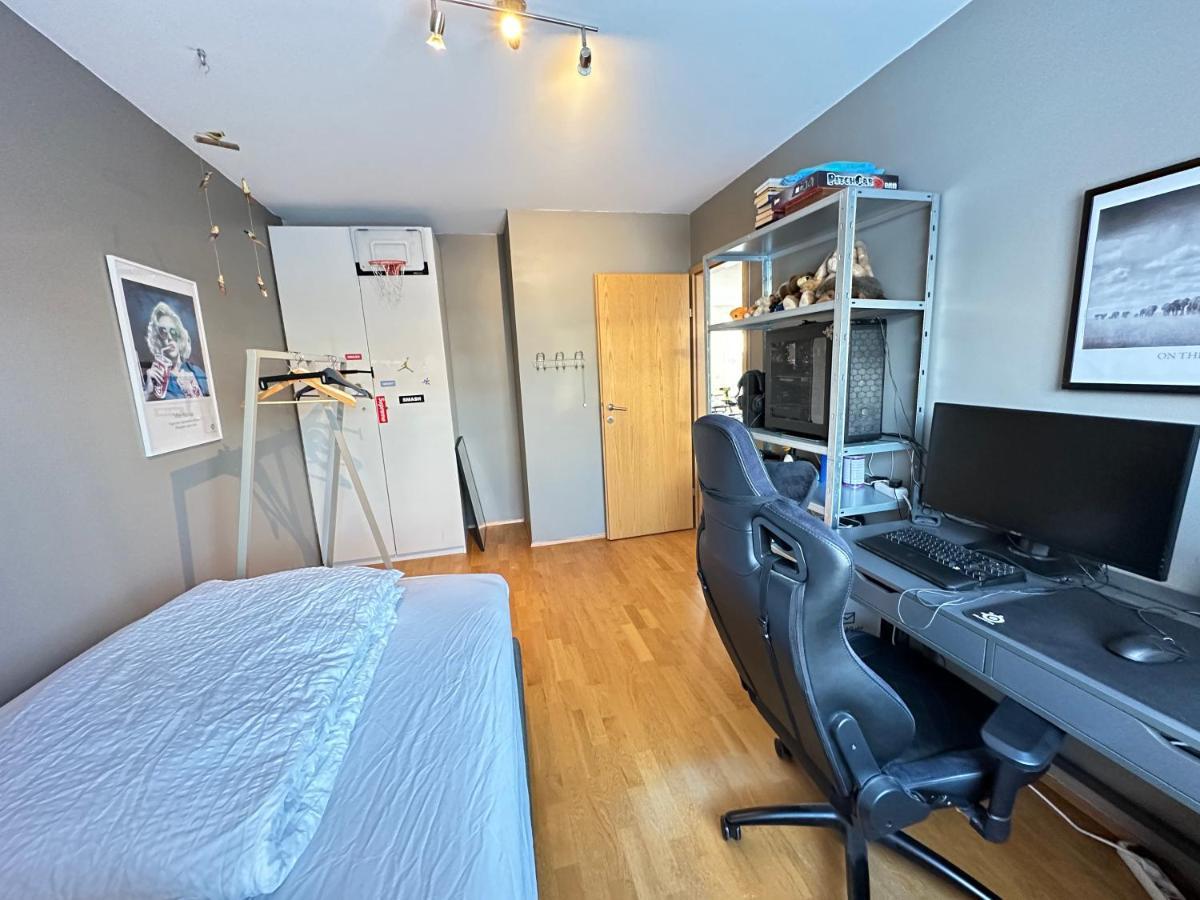 Modern And Centrally Located 3bedr In Apartment